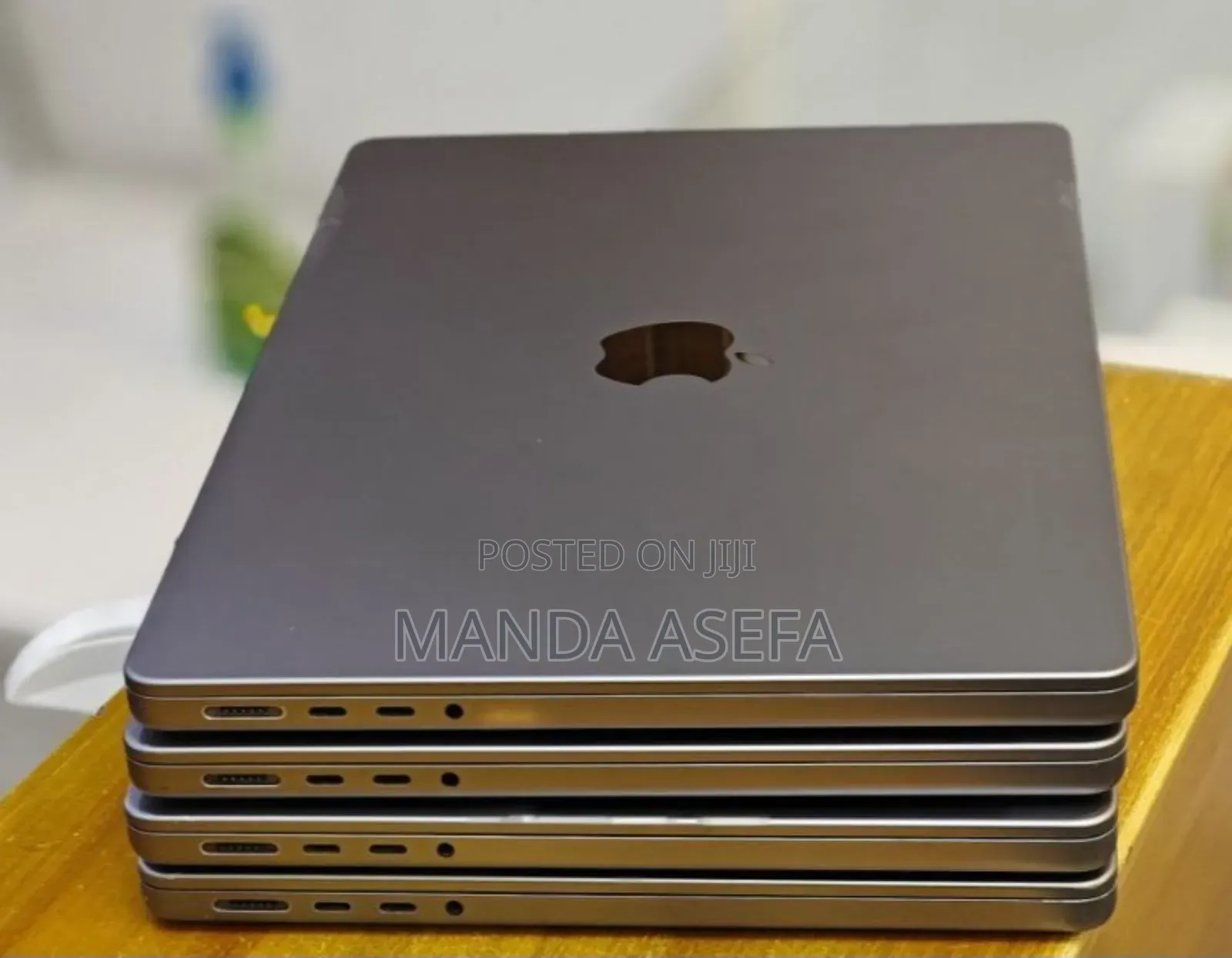 New Laptop Apple MacBook Pro M1 32GB Apple M1 Pro SSD 512GB