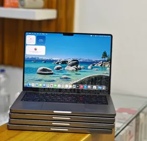 New Laptop Apple MacBook Pro M1 16GB Apple M1 Pro SSD 512GB