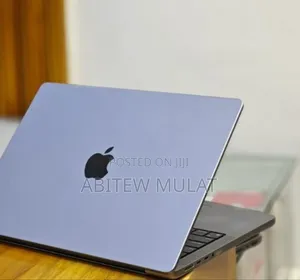 New Laptop Apple MacBook Pro M1 16GB Apple M1 Pro SSD 512GB
