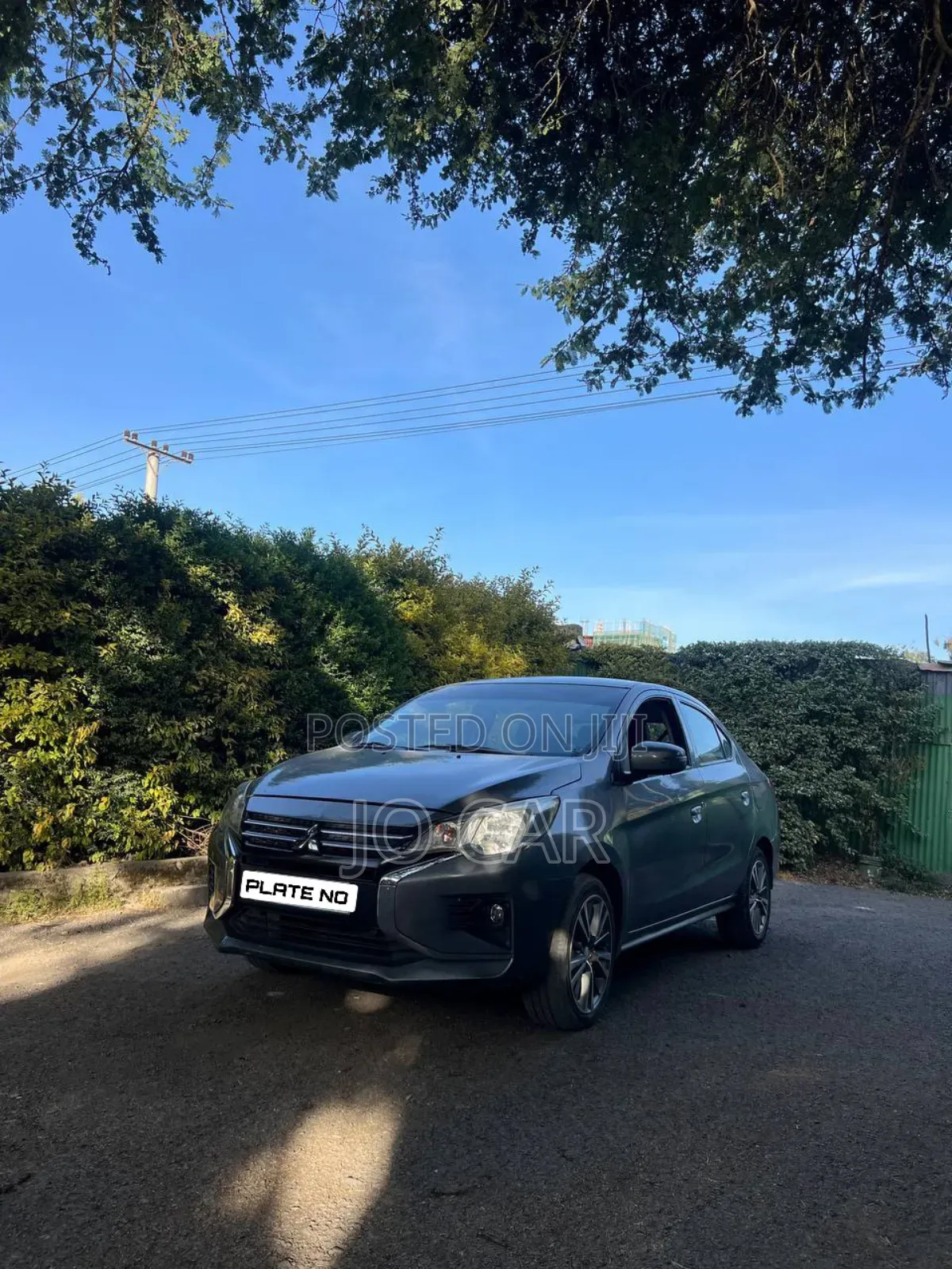 Mitsubishi Attrage 2021 Silver