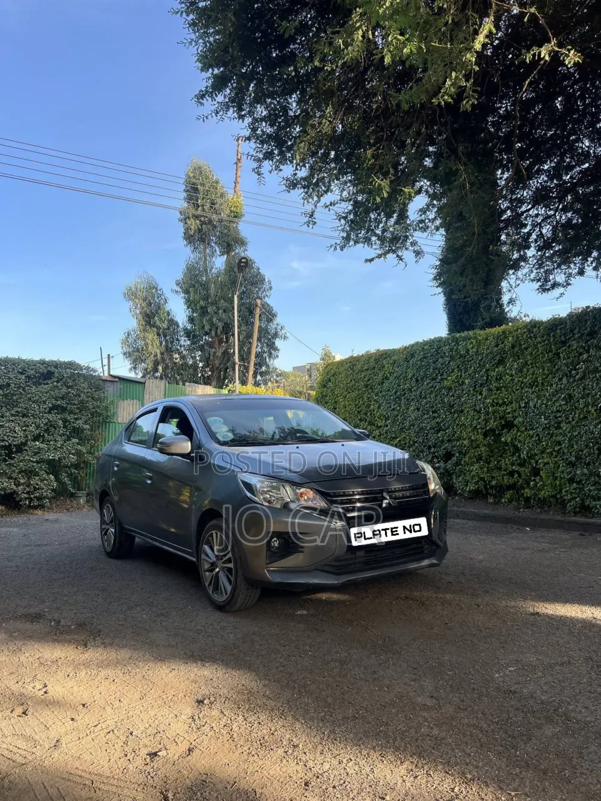 Mitsubishi Attrage 2021 Silver