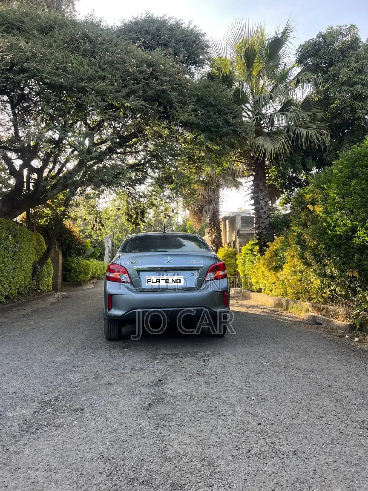 Mitsubishi Attrage 2021 Silver