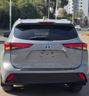 New Toyota Highlander Hybrid 2023 Gray