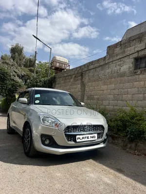 Photo - Suzuki Swift 2021 Silver