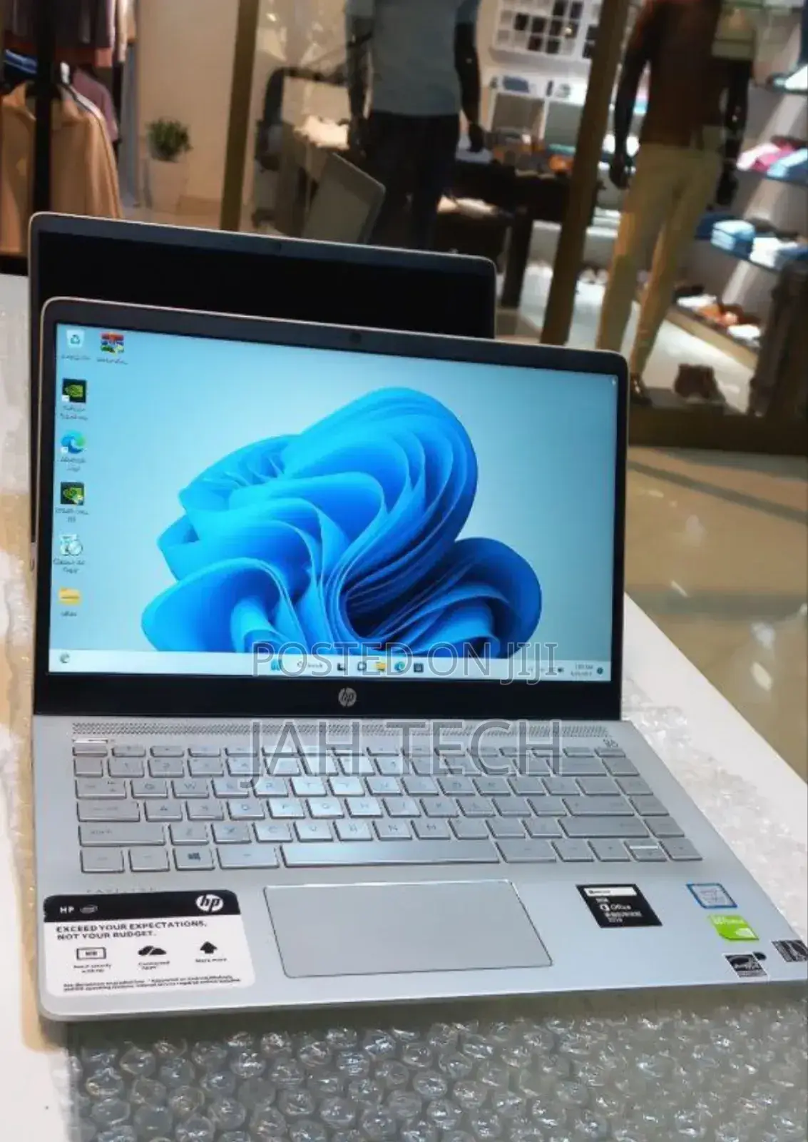 New Laptop HP Pavilion 14 8GB Intel Core I5 SSHD (Hybrid) 1.5T