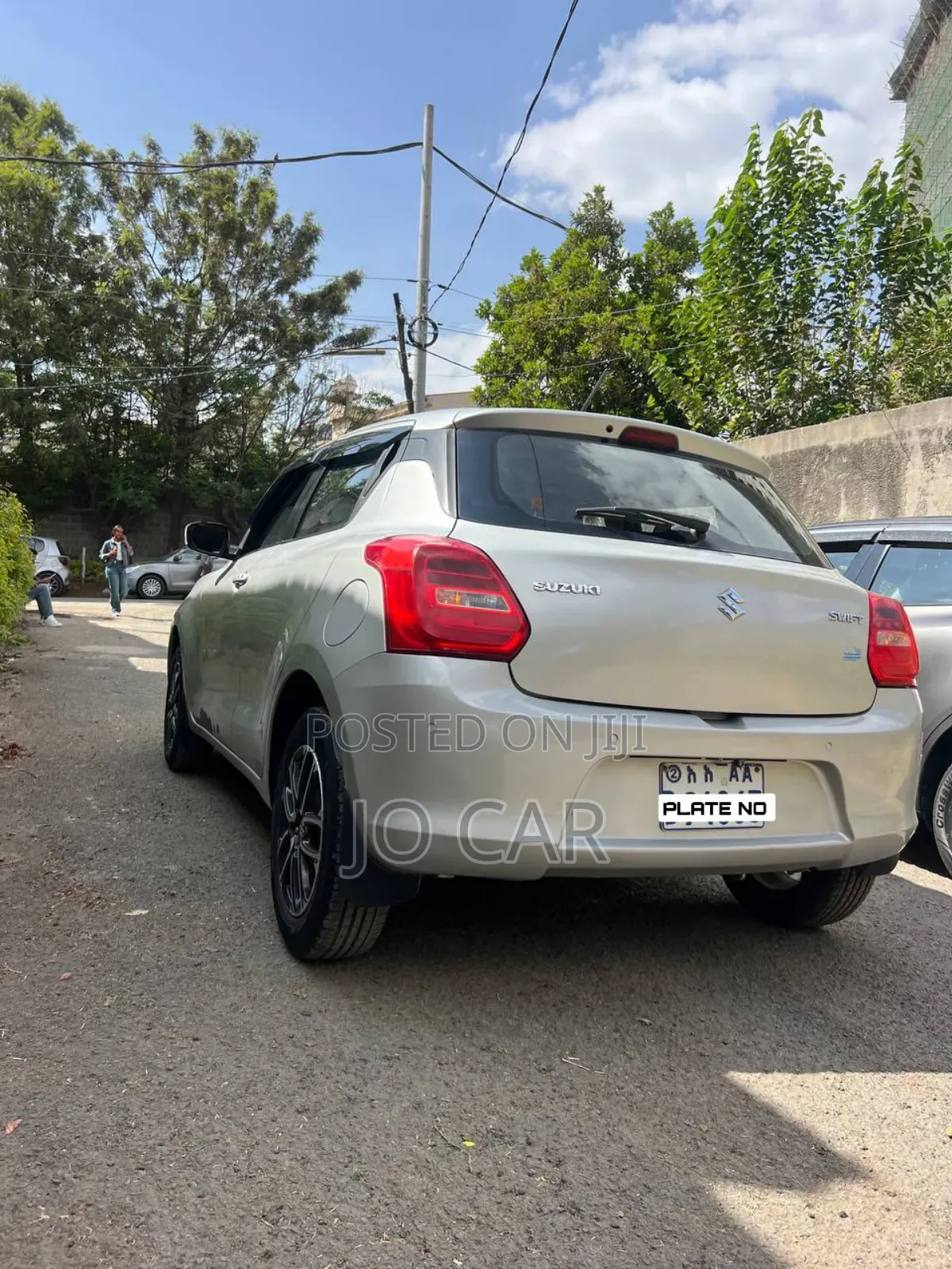 Suzuki Swift 2021 Silver