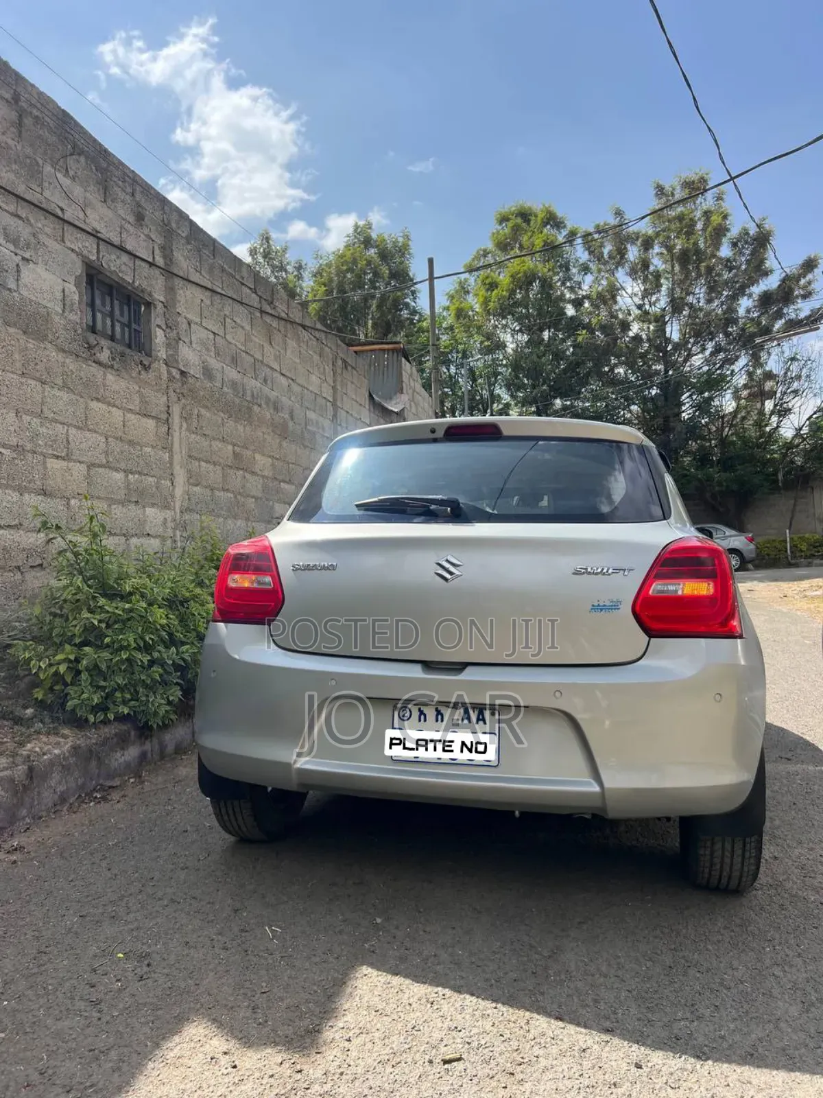 Suzuki Swift 2021 Silver