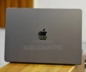 New Laptop Apple MacBook Pro M1 16GB Apple M1 Pro SSD 512GB