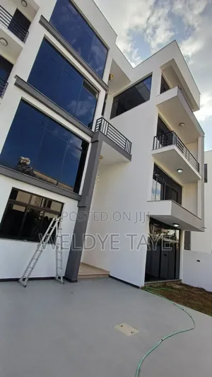 Furnished 8bdrm House in Yeka for sale