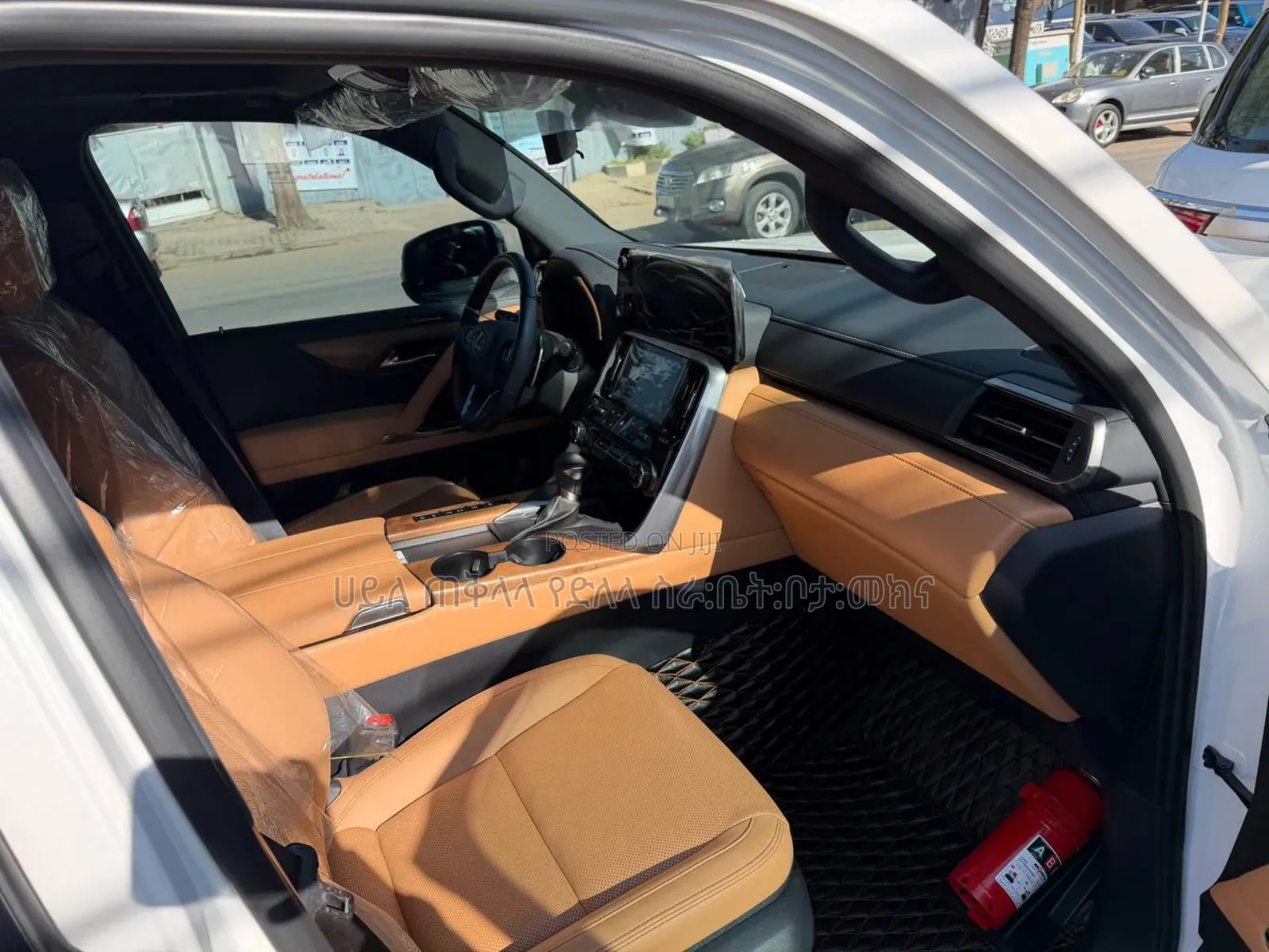 New Lexus LX 2025 Ivory