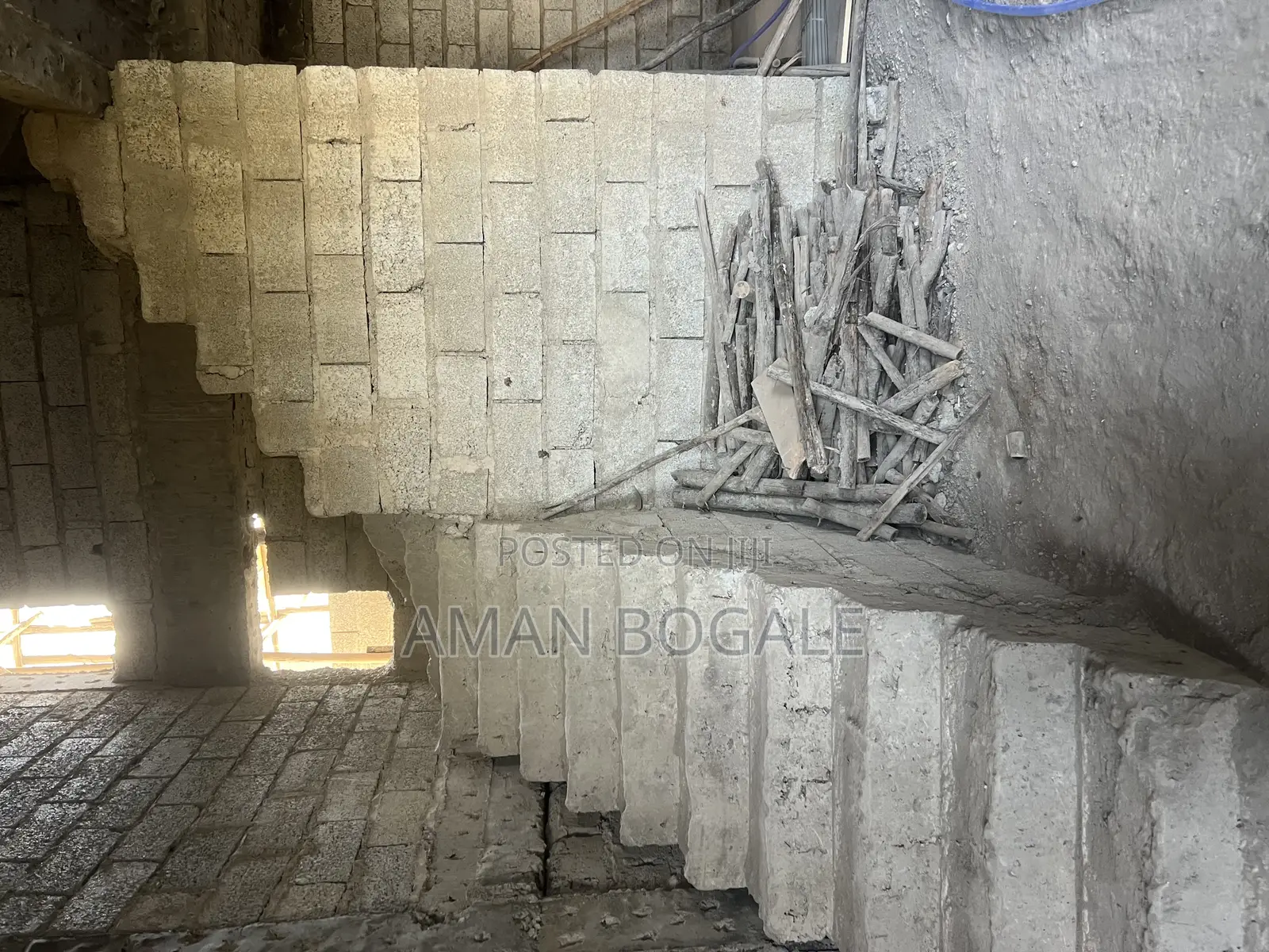 6bdrm House in Residence, Akaky Kaliti for sale