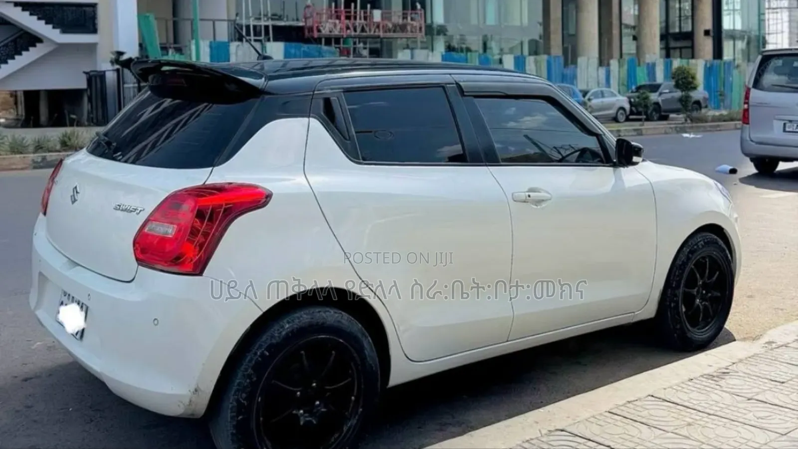 Suzuki Swift 2023 Off white