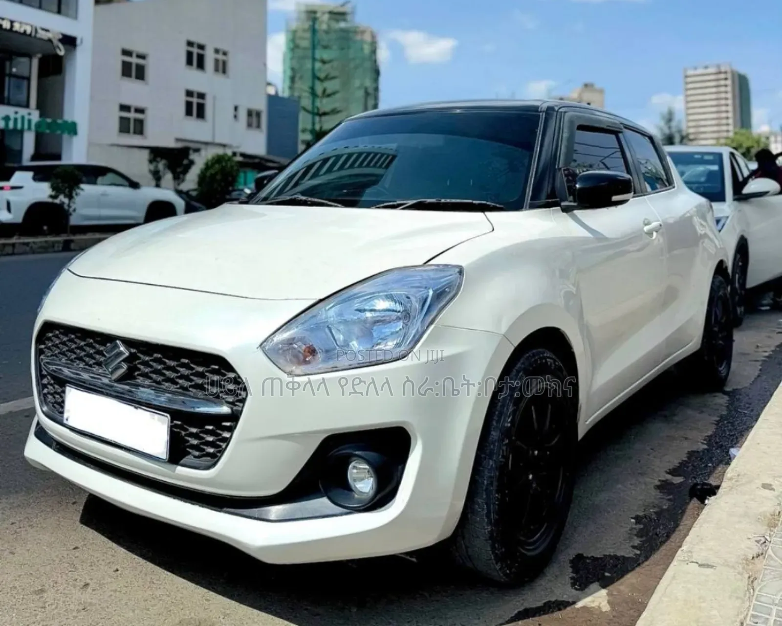 Suzuki Swift 2023 Off white