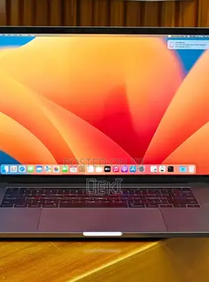 New Laptop Apple MacBook Pro 2019 16GB Intel Core I7 SSD 512GB