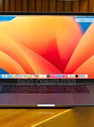 New Laptop Apple MacBook Pro 2019 16GB Intel Core I7 SSD 512GB