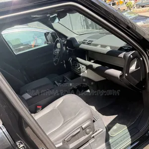 New Land Rover Defender 2024 Black