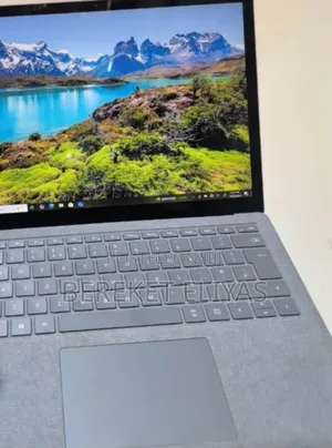 New Laptop Microsoft Surface Book 3 16GB Intel Core I7 SSD 512GB