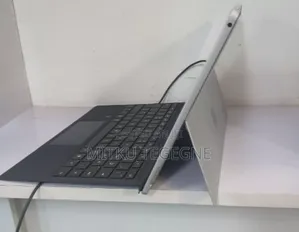 New Laptop Microsoft Surface Pro 7 16GB Intel Core I5 SSD 256GB