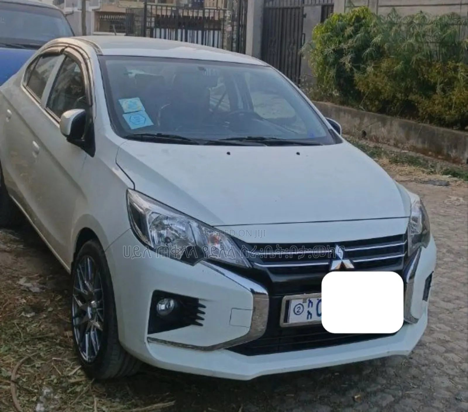 Mitsubishi Attrage 2022 Ivory