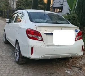 Mitsubishi Attrage 2022 Ivory