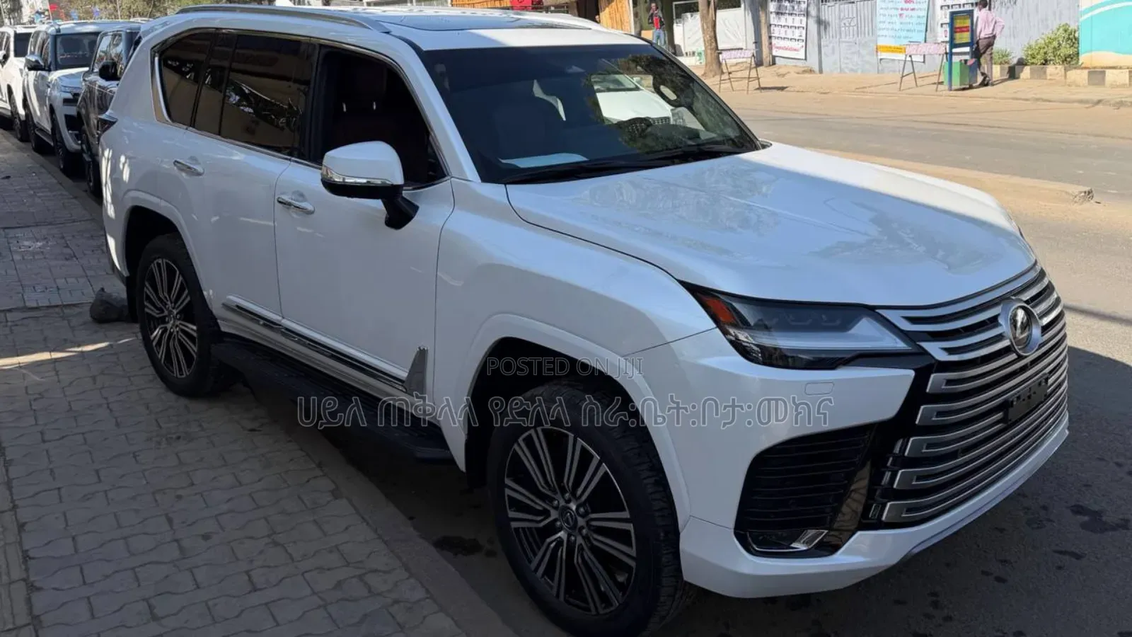 New Lexus LX 2025 Ivory