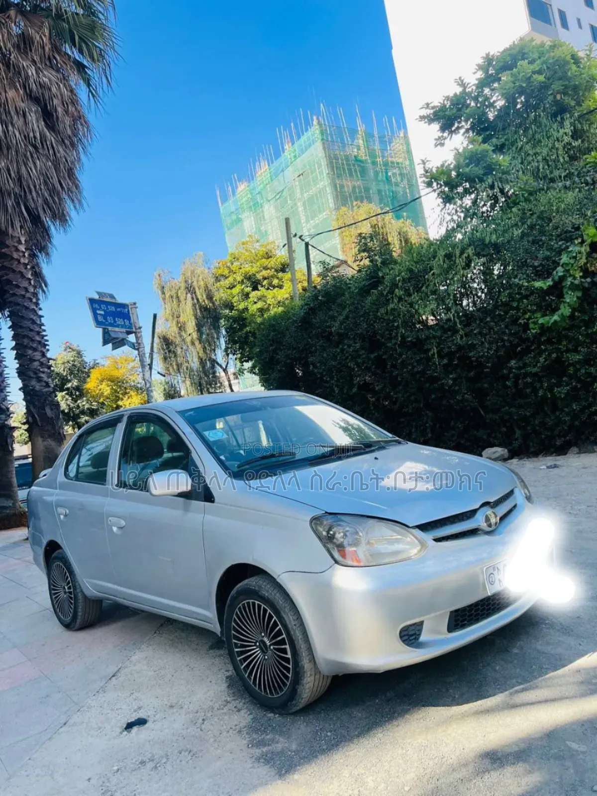 Toyota Platz 2003 Silver