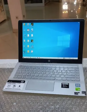 New Laptop HP Pavilion 15 8GB Intel Core I5 SSD 256GB