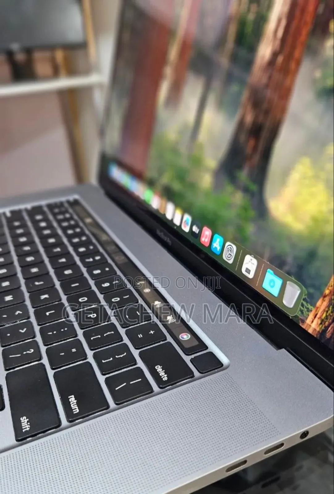 New Laptop Apple MacBook Pro 2019 16GB Intel Core I9 SSD 1T