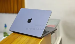 New Laptop Apple MacBook Pro M1 16GB Apple M1 Pro SSD 512GB