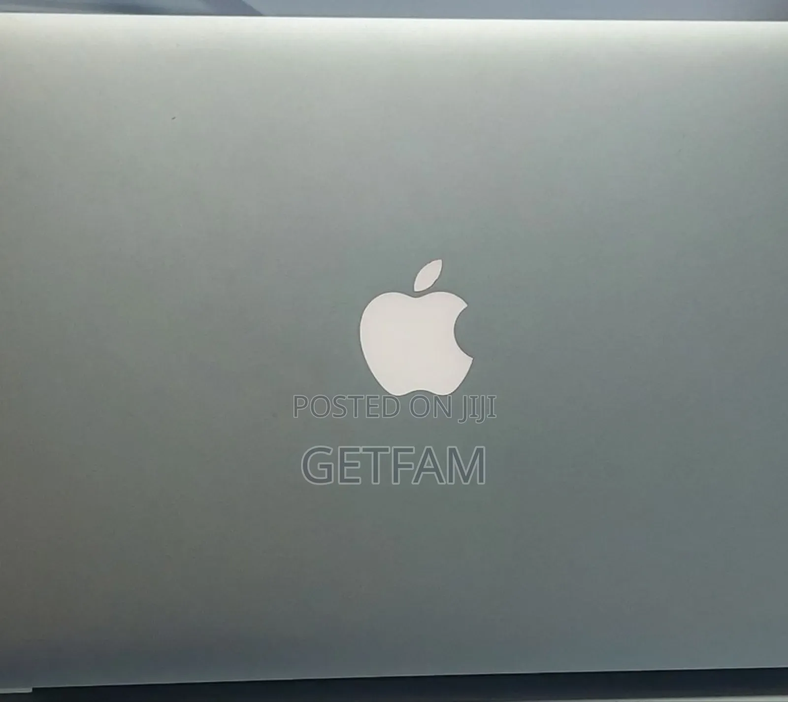 New Laptop Apple MacBook Air 2013 4GB Intel Core I5 SSD 128GB