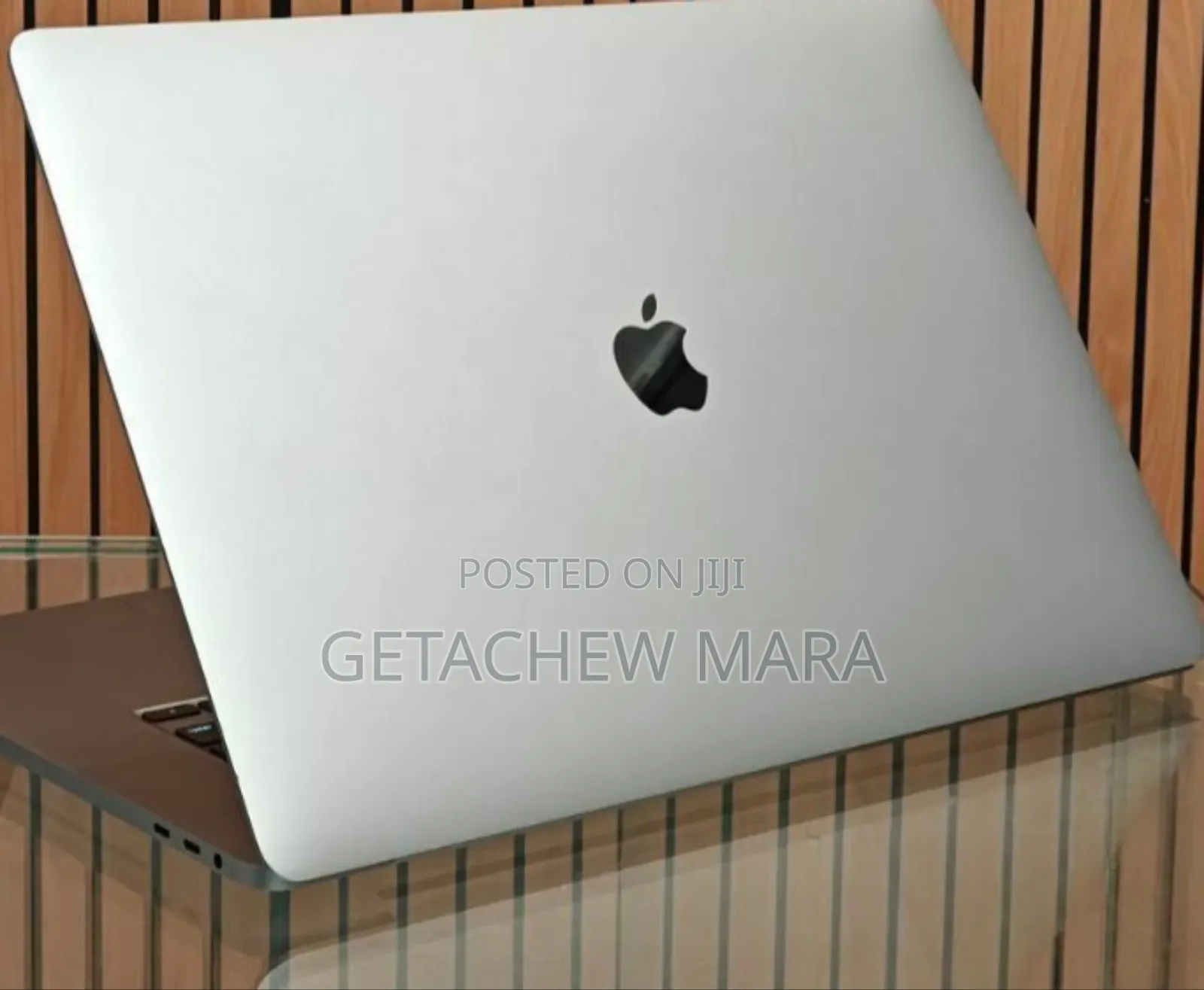 New Laptop Apple MacBook Pro 2019 16GB Intel Core I7 SSD 512GB