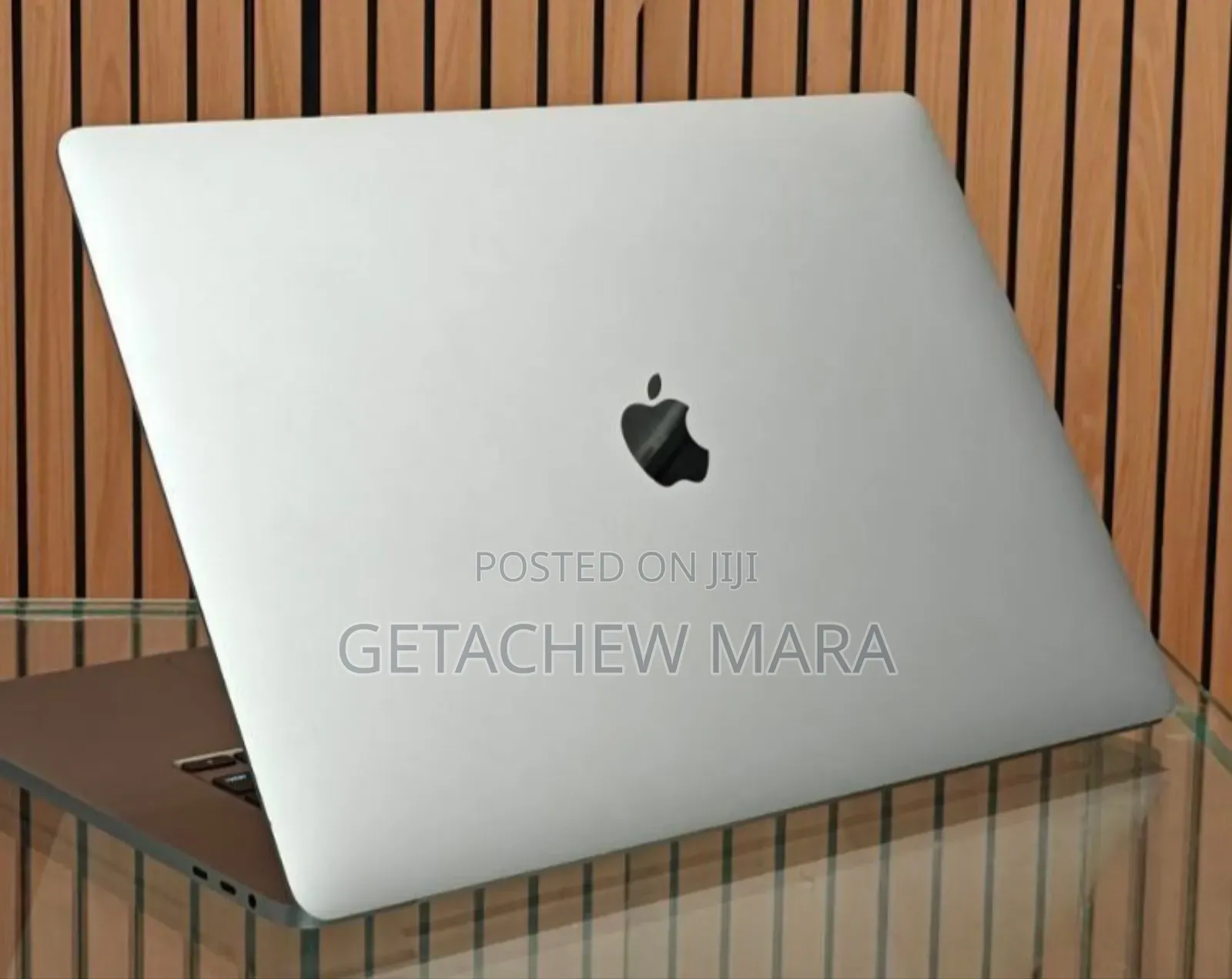 New Laptop Apple MacBook Pro 2019 16GB Intel Core I7 SSD 512GB