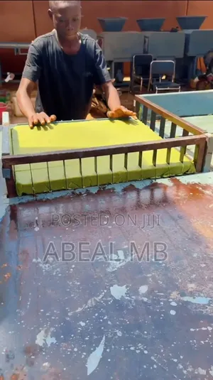 Photo - Soap Machine