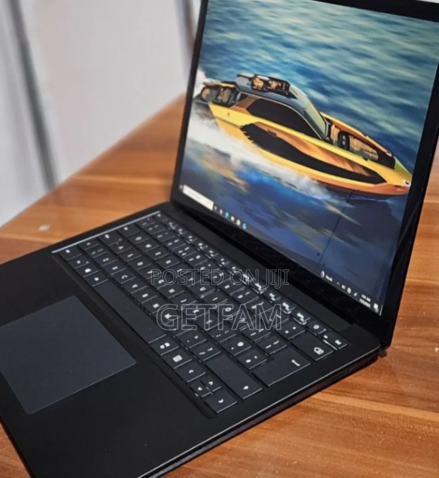 New Laptop Microsoft Surface 16GB Intel Core I7 SSD 256GB