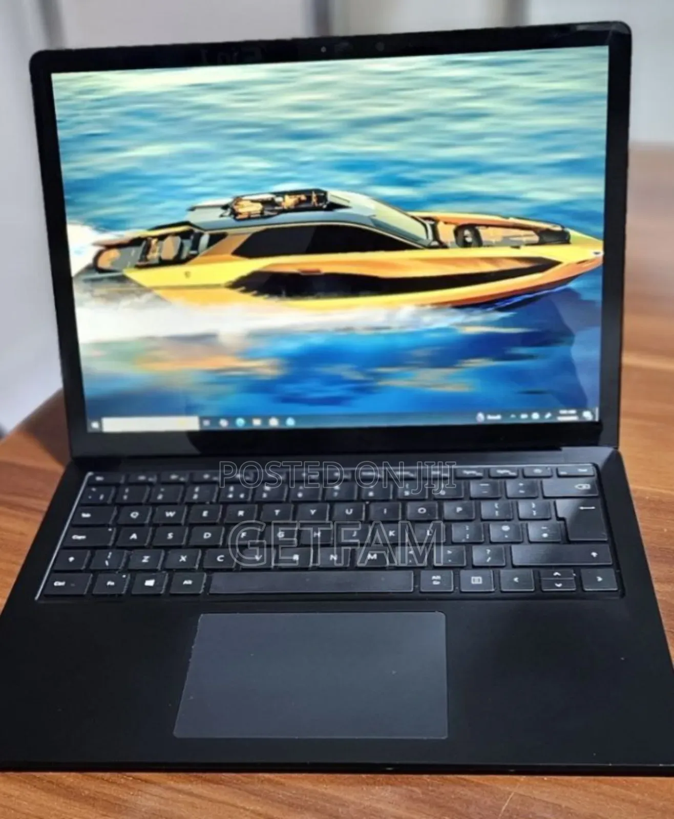 New Laptop Microsoft Surface 16GB Intel Core I7 SSD 256GB