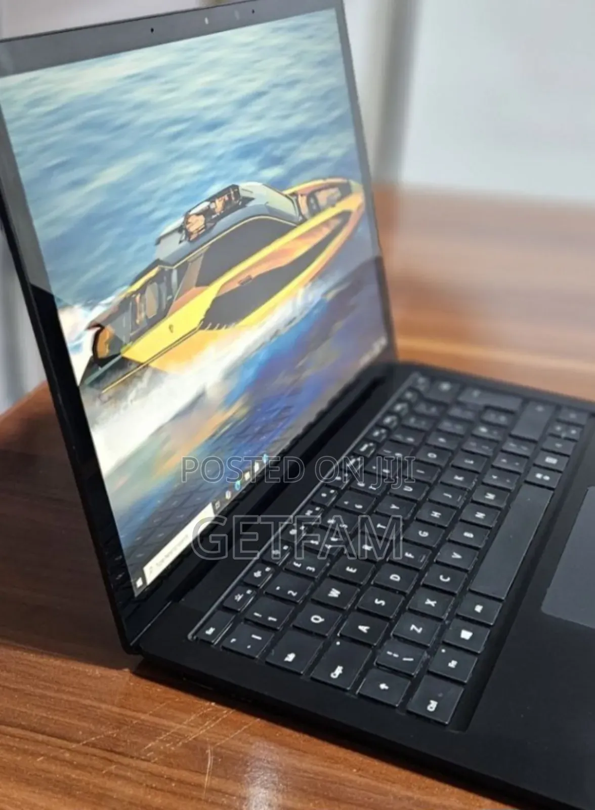 New Laptop Microsoft Surface 16GB Intel Core I7 SSD 256GB