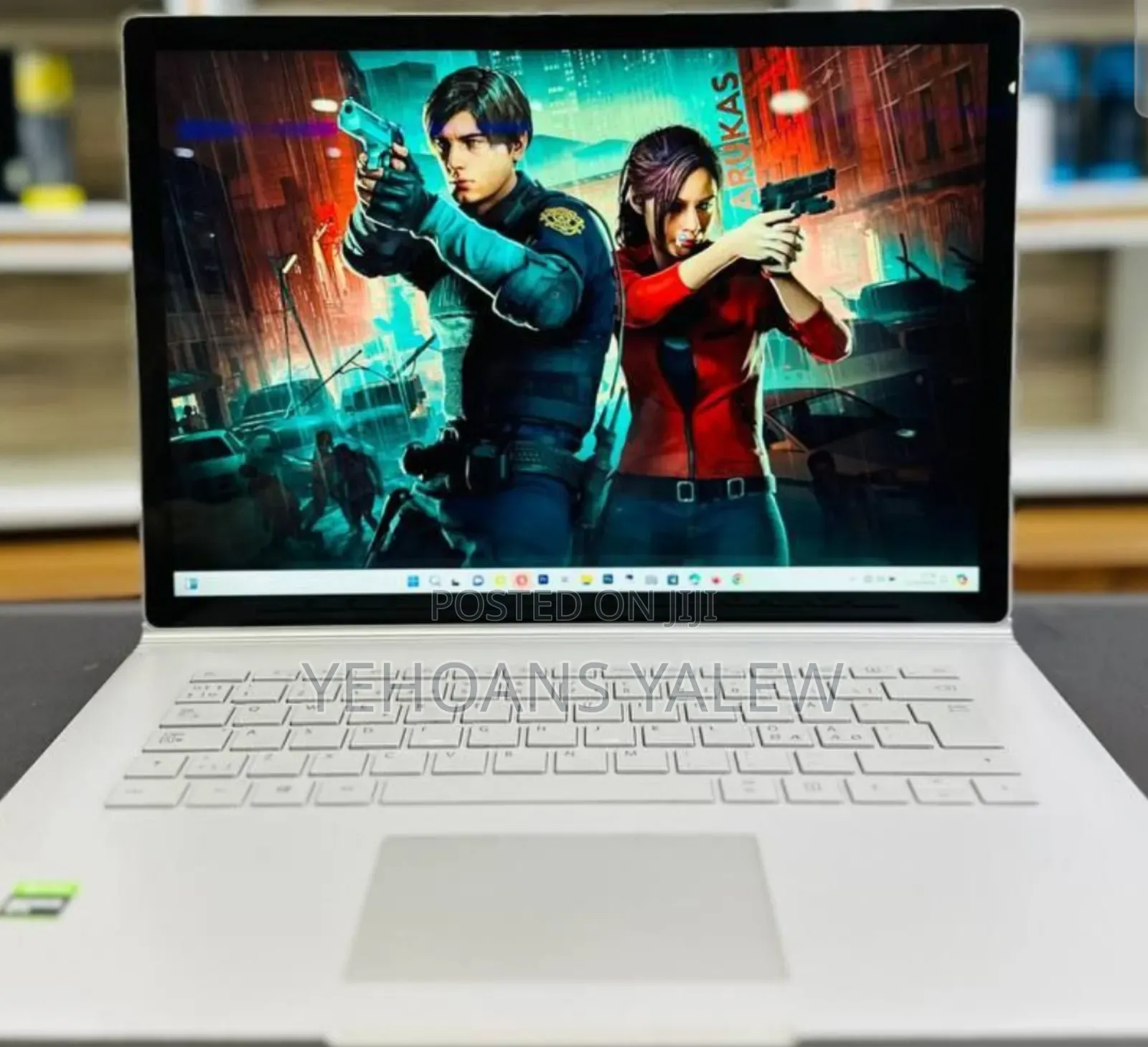 New Laptop Microsoft Surface Book 2 16GB Intel Core I7 SSD 256GB