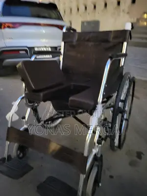 Toilet耳commode Wheelchair | Removable Seat |Locking Caster Wheels