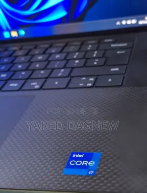Photo - New Laptop Dell Precision 5570 16GB Intel Core I7 SSD 512GB