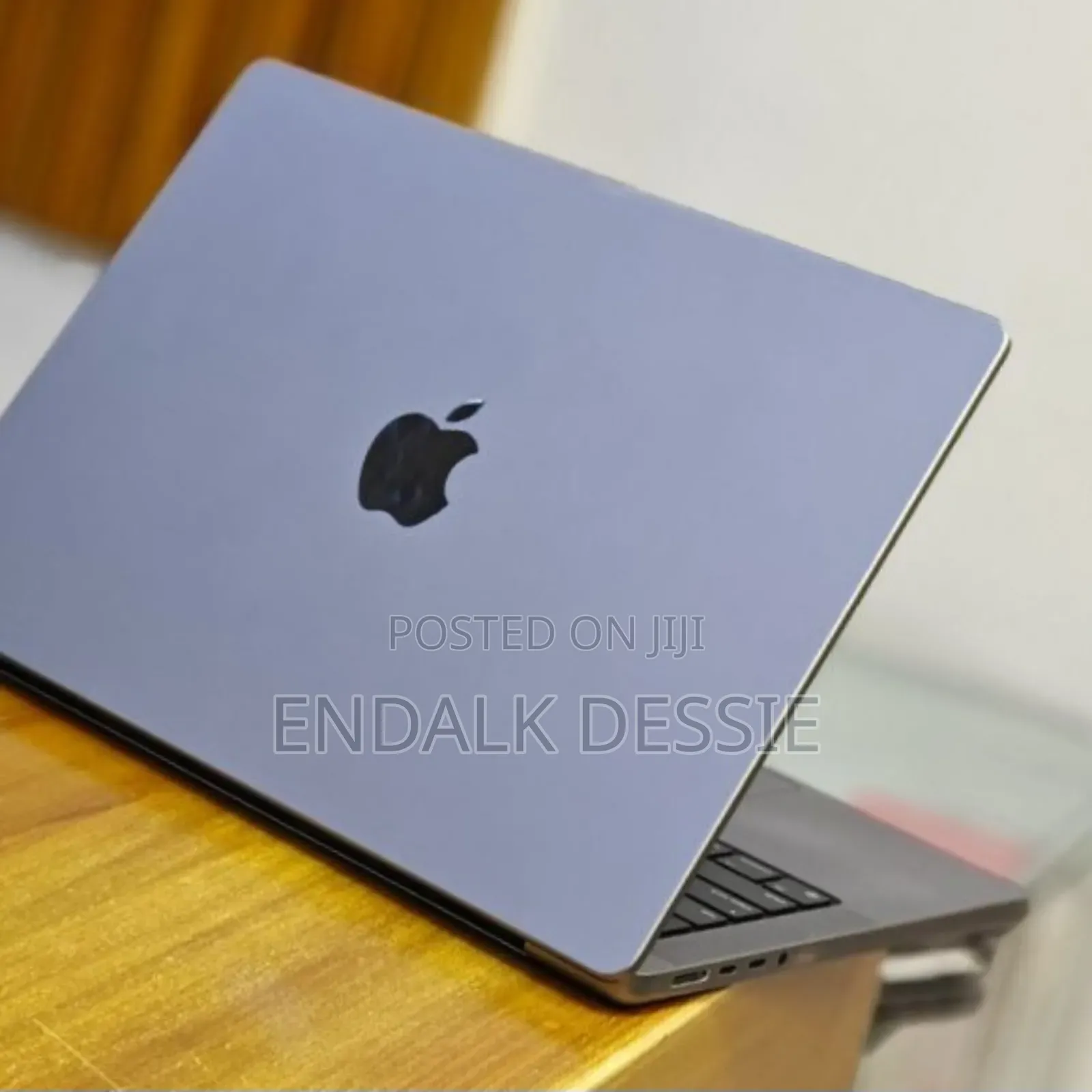 New Laptop Apple MacBook Pro M1 16GB Apple M1 Pro SSD 512GB