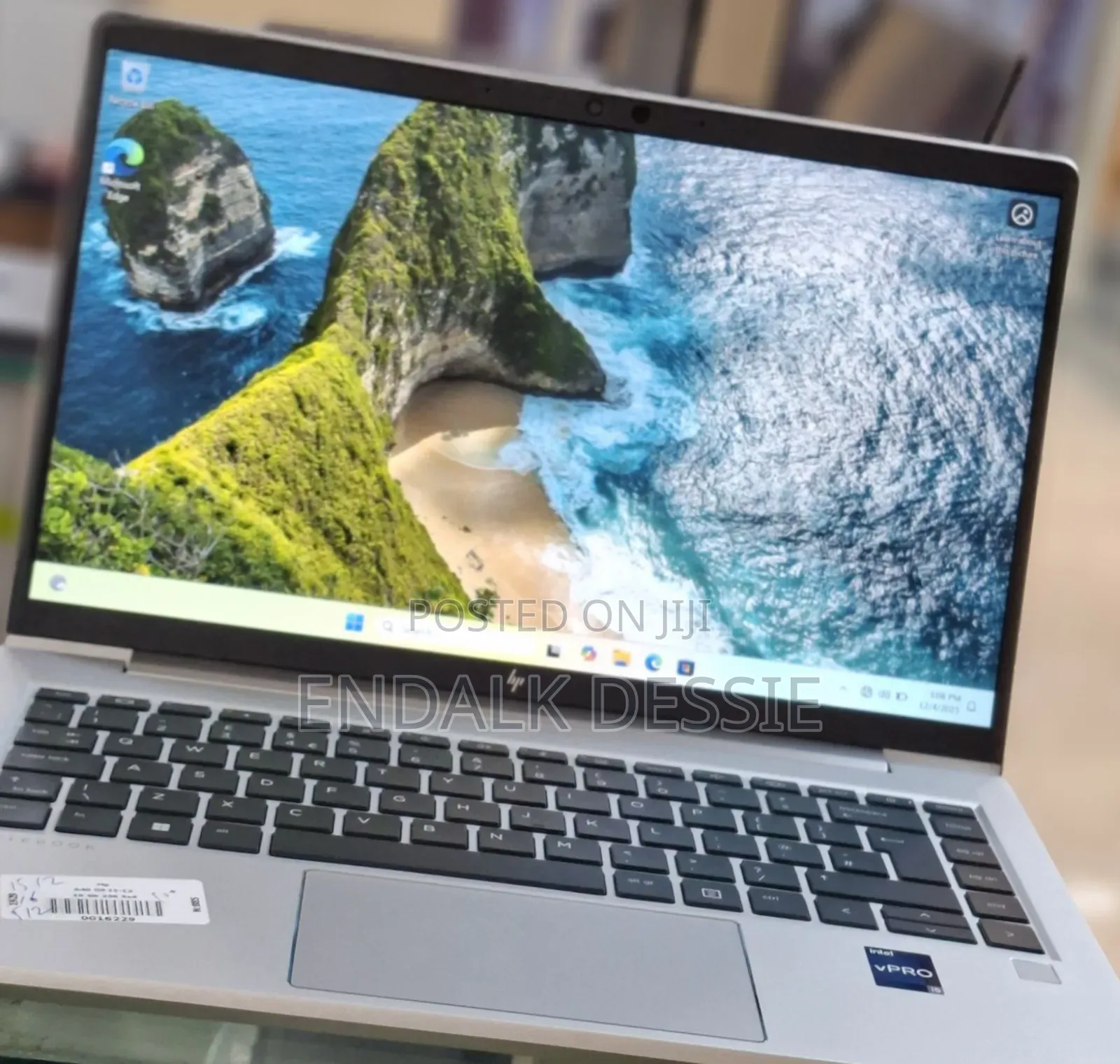 New Laptop HP EliteBook 640 G9 16GB Intel Core i5 SSD 512GB