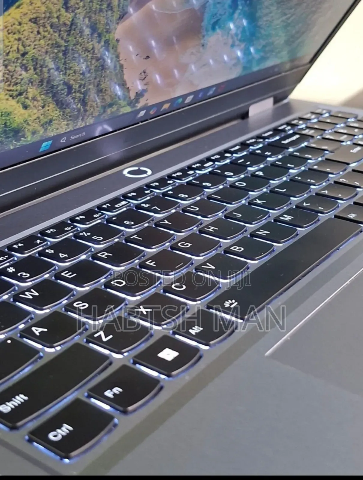 New Laptop Lenovo LOQ 15IRH8 16GB AMD Ryzen 7 SSD 1T