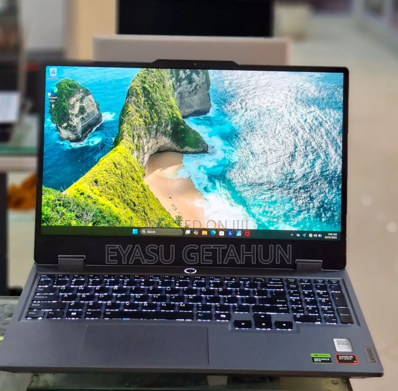 New Laptop Lenovo LOQ 15ARP9 16GB AMD Ryzen 7 SSD 1T