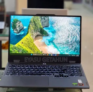 New Laptop Lenovo LOQ 15ARP9 16GB AMD Ryzen 7 SSD 1T