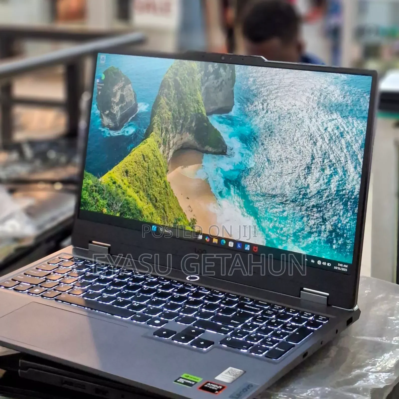 New Laptop Lenovo LOQ 15ARP9 16GB AMD Ryzen 7 SSD 1T