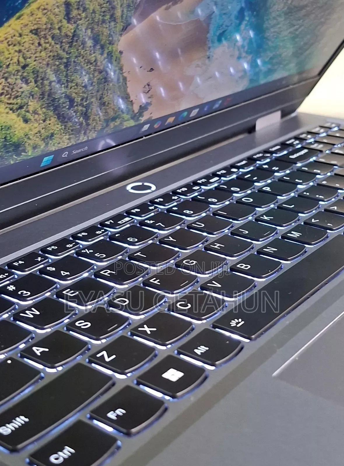 New Laptop Lenovo LOQ 15ARP9 16GB AMD Ryzen 7 SSD 1T