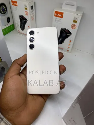 Photo - New Samsung Galaxy S23 128 GB White