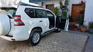 Toyota Land Cruiser 4.5 V8 DLX 2014 White