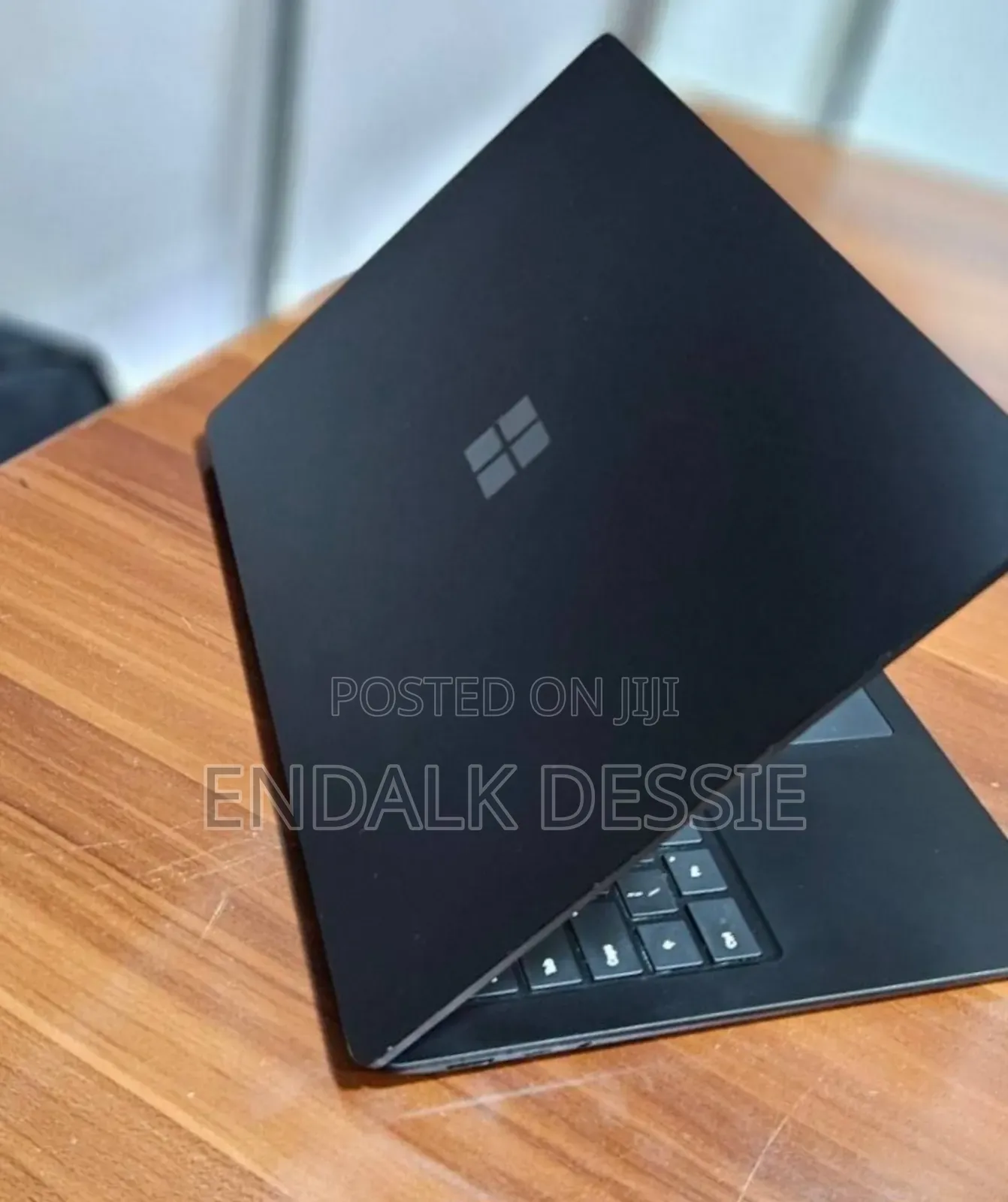 New Laptop Microsoft Surface 16GB Intel Core I7 SSD 256GB