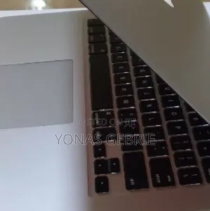 Photo - New Laptop Apple MacBook Air 2017 8GB Intel Core I5 SSD 128GB